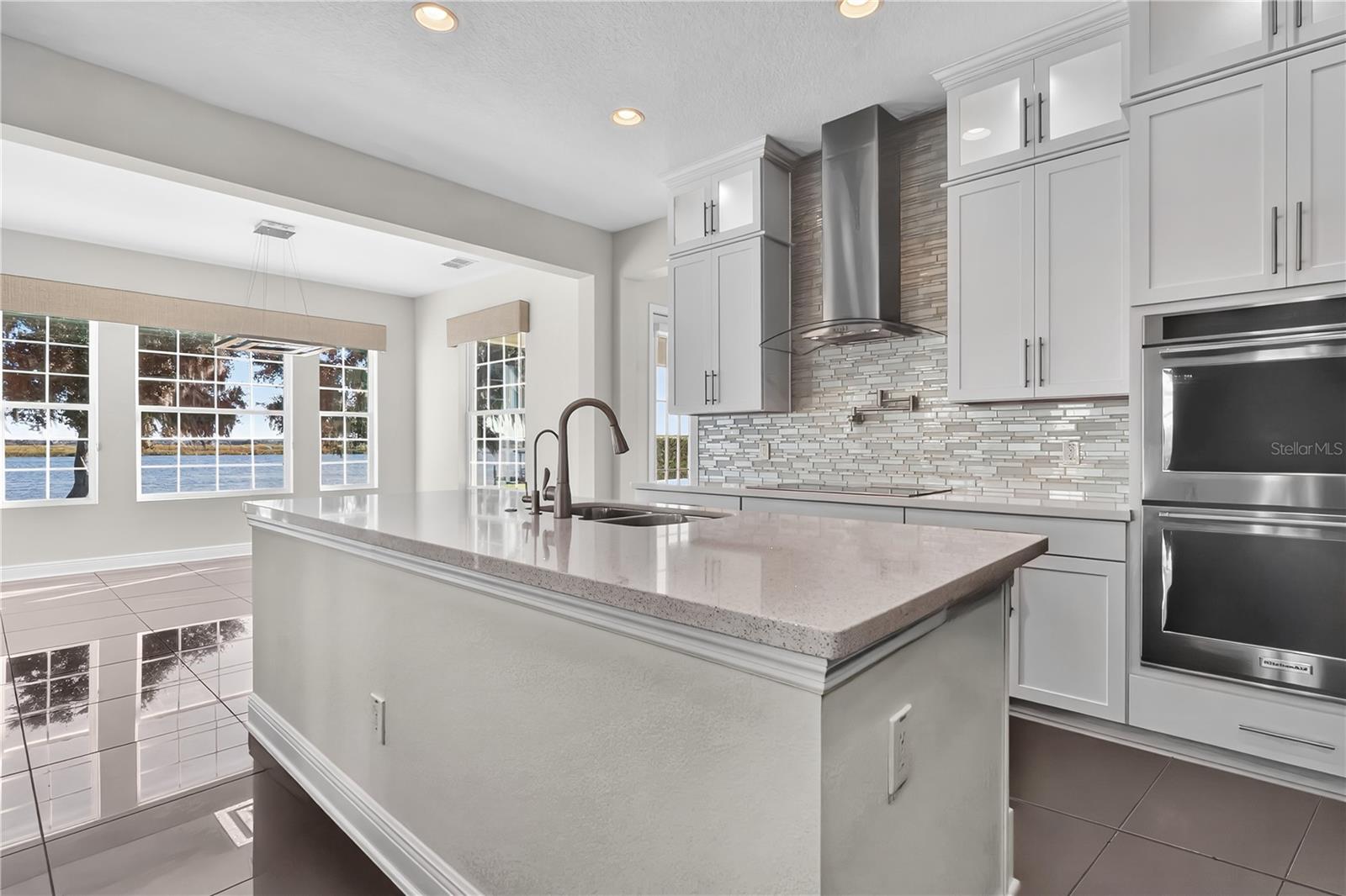 HICKORY HAMMOCK EMERALD POINTE - Residential