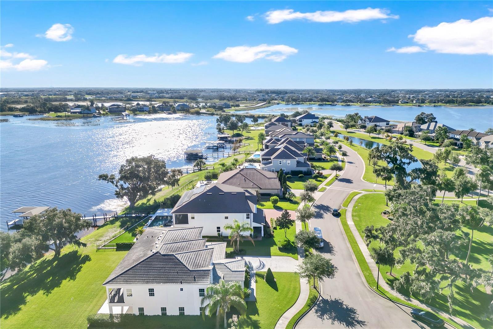 HICKORY HAMMOCK EMERALD POINTE - Residential