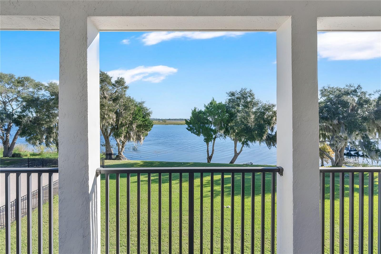 HICKORY HAMMOCK EMERALD POINTE - Residential