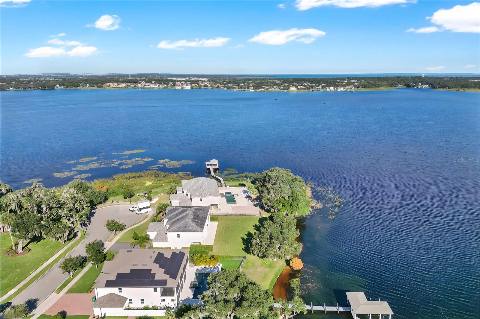 HICKORY HAMMOCK EMERALD POINTE - Residential