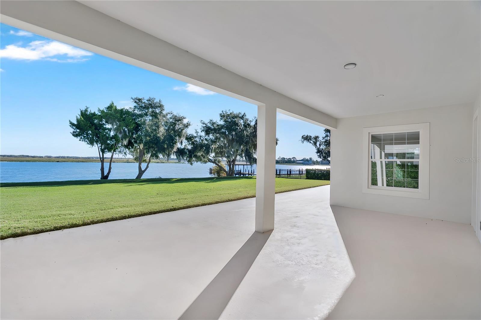 HICKORY HAMMOCK EMERALD POINTE - Residential
