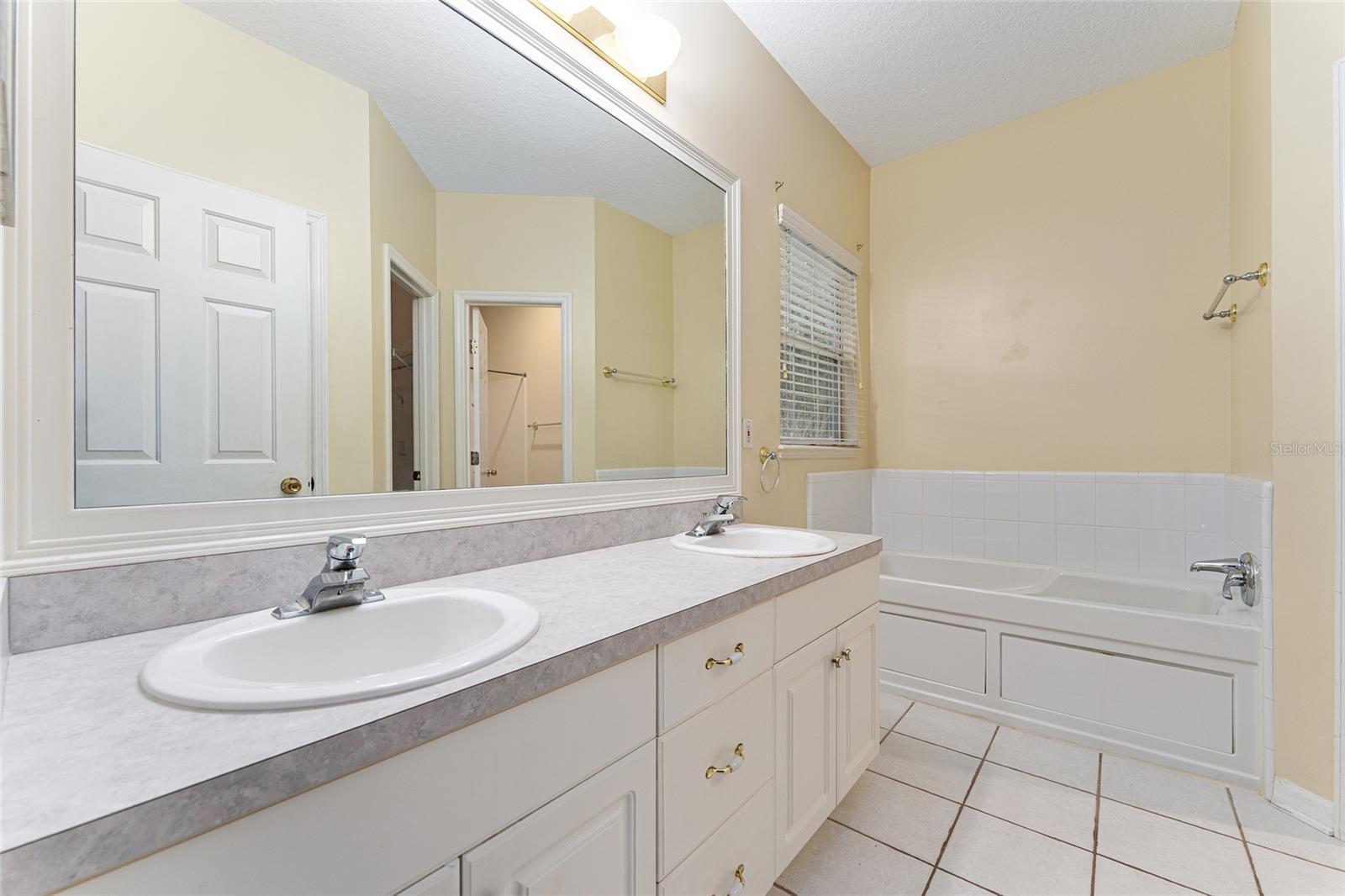 8036 SW 72ND PLACE