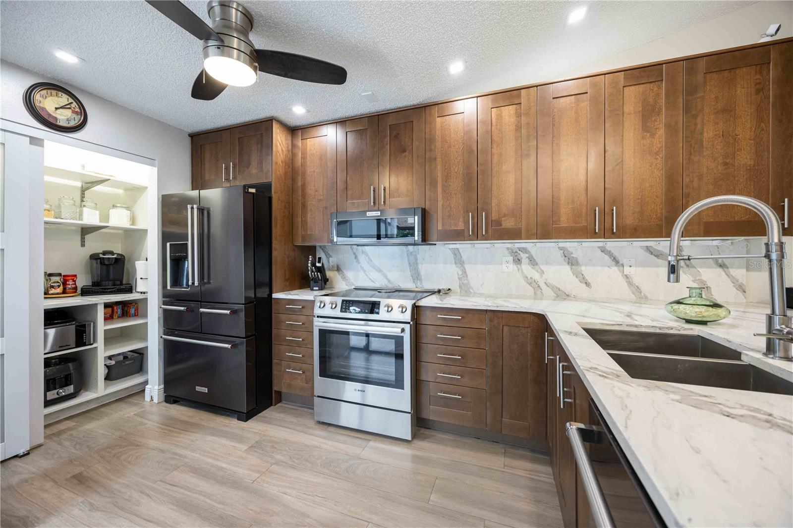 FORTY THREE WEST OAKS II - Residential