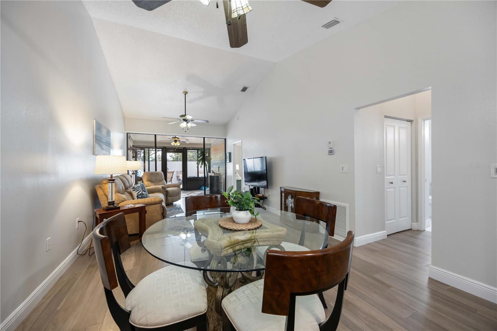 FORTY THREE WEST OAKS II - Residential