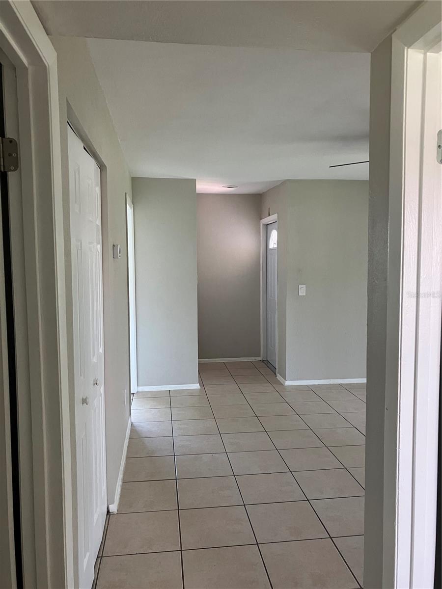 PORT CHARLOTTE SUB 03 - Residential Lease