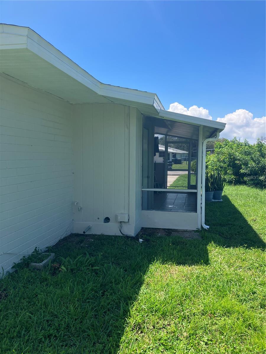 PORT CHARLOTTE SUB 03 - Residential Lease