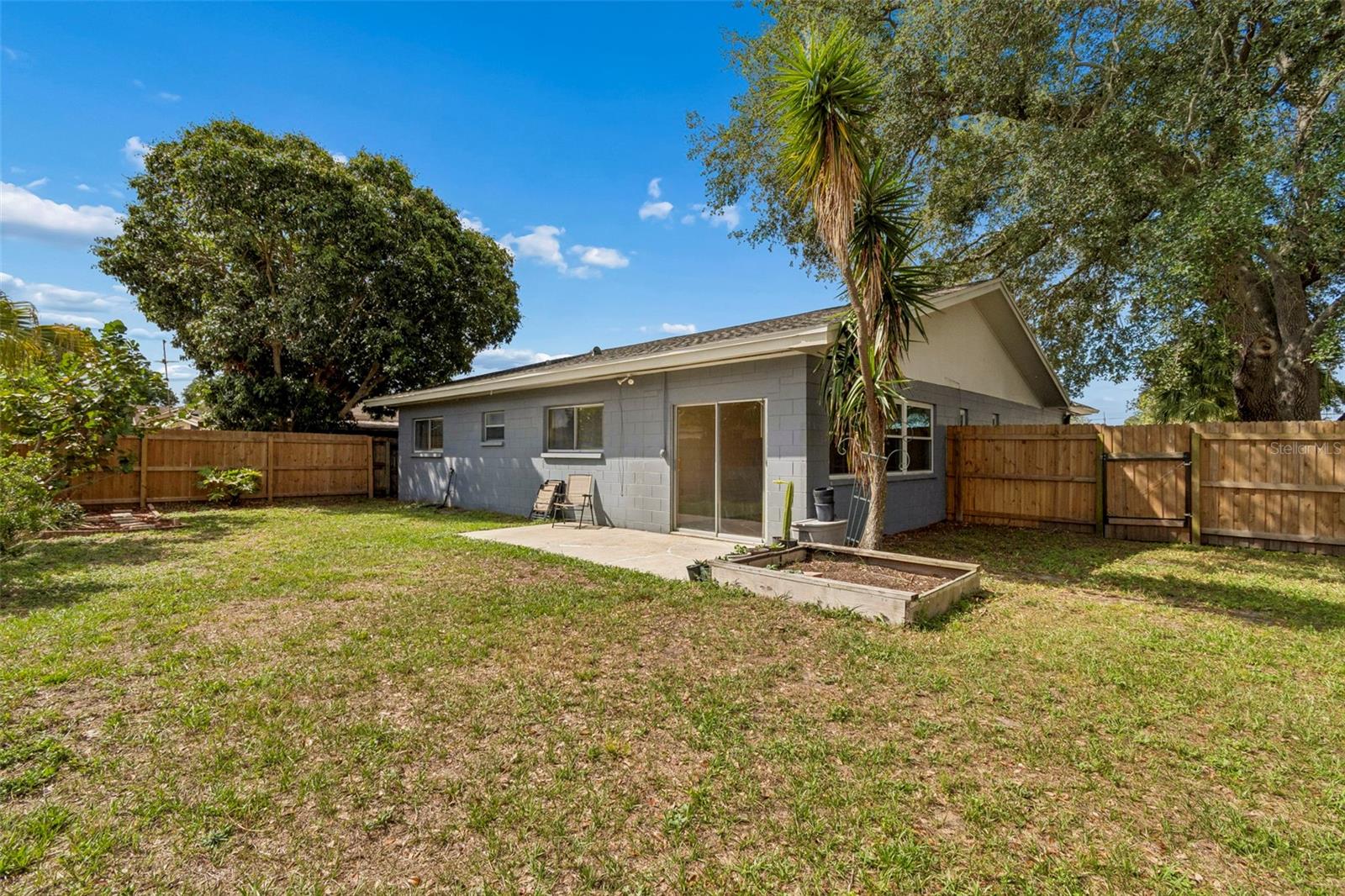 BEACON MEADOWS UNIT 1 - Residential