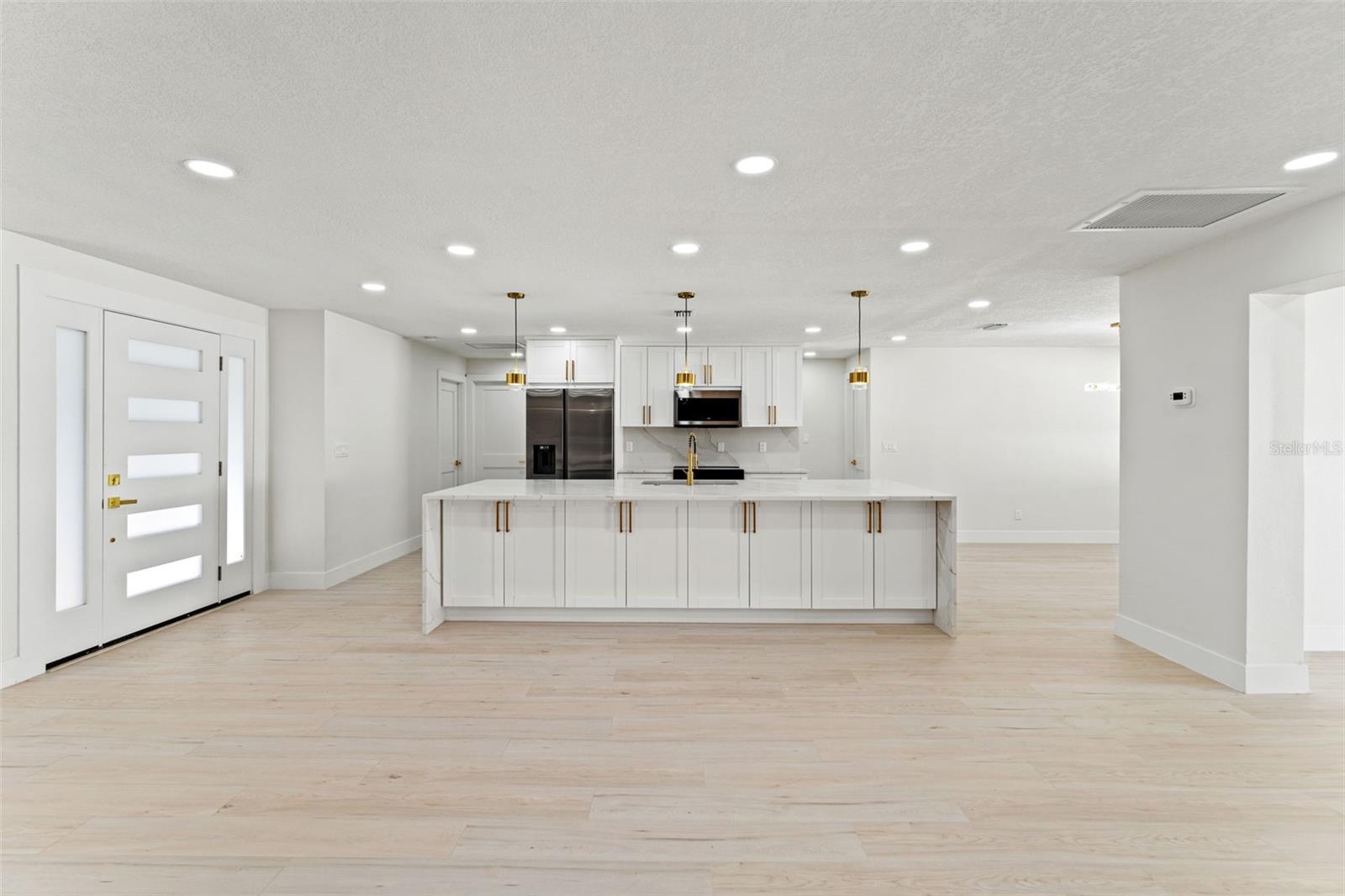 SUNNY PARK GROVES - Residential