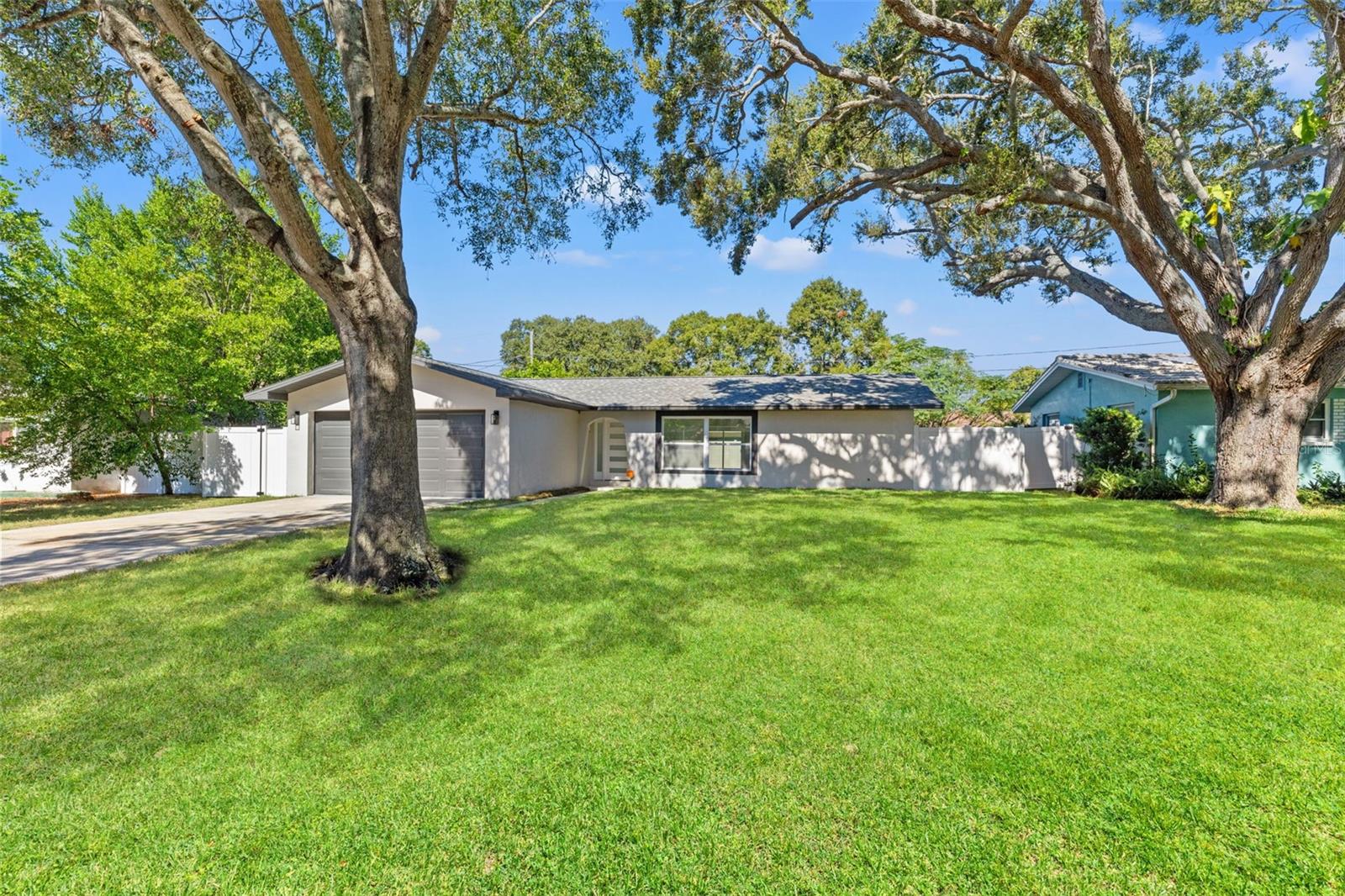 SUNNY PARK GROVES - Residential