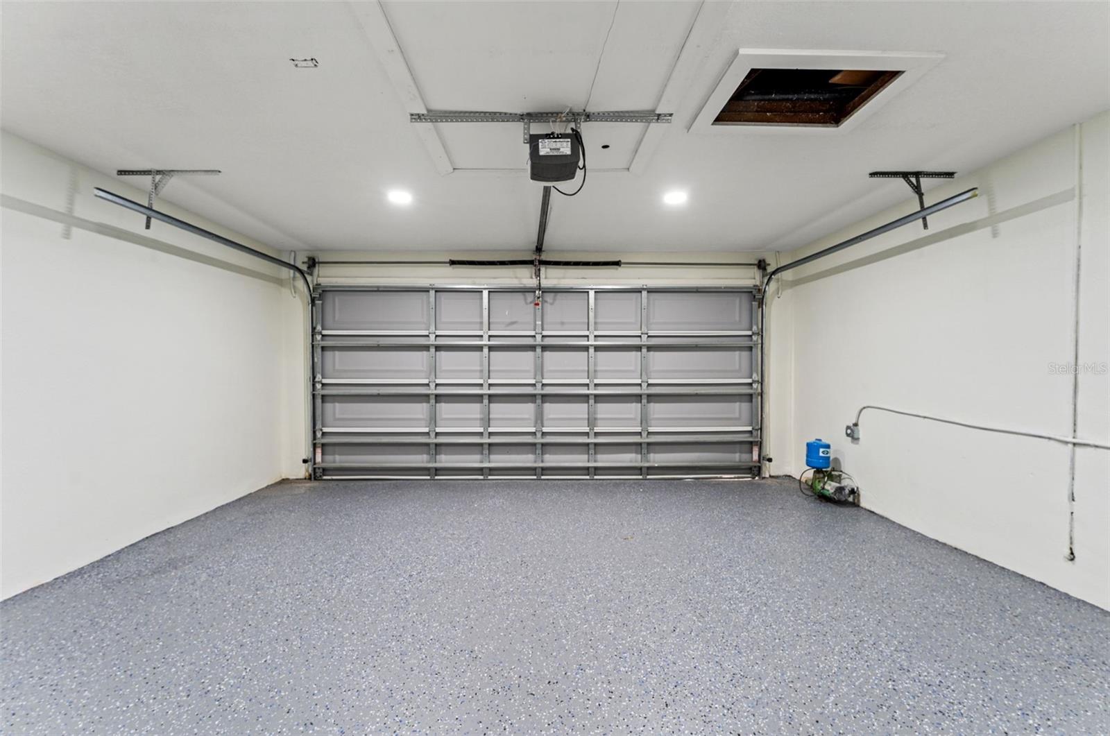 SUNNY PARK GROVES - Residential