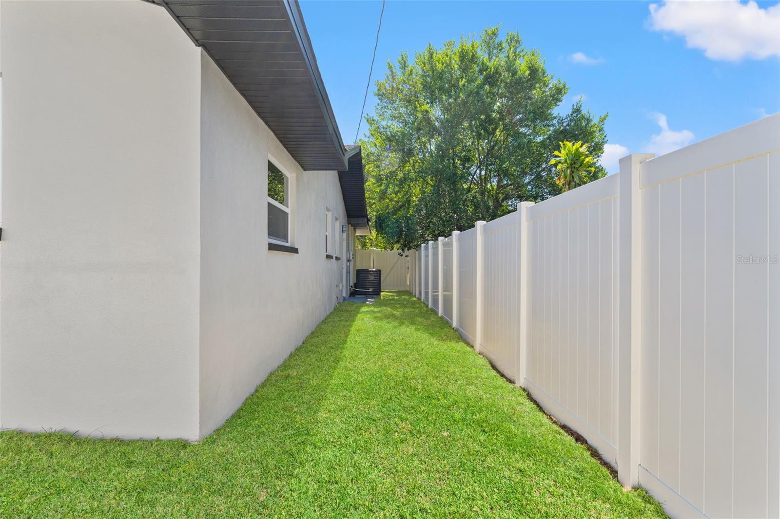 SUNNY PARK GROVES - Residential