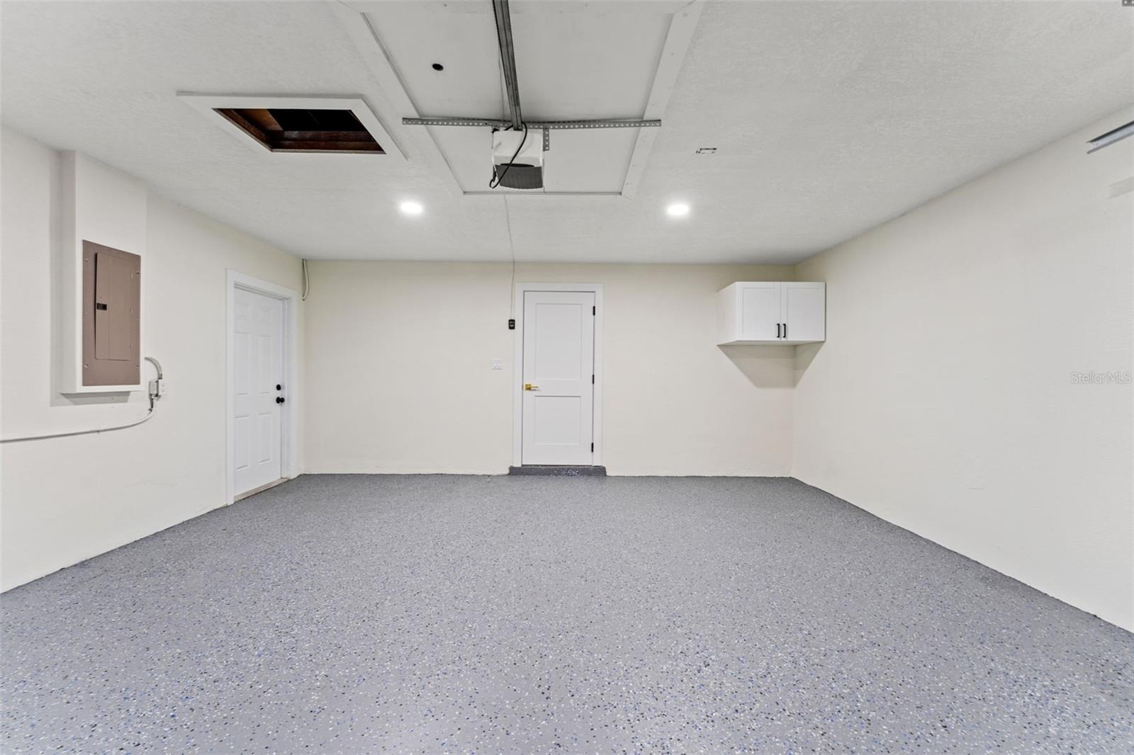 SUNNY PARK GROVES - Residential