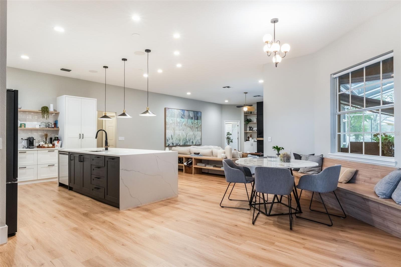 ISLES WINDERMERE - Residential