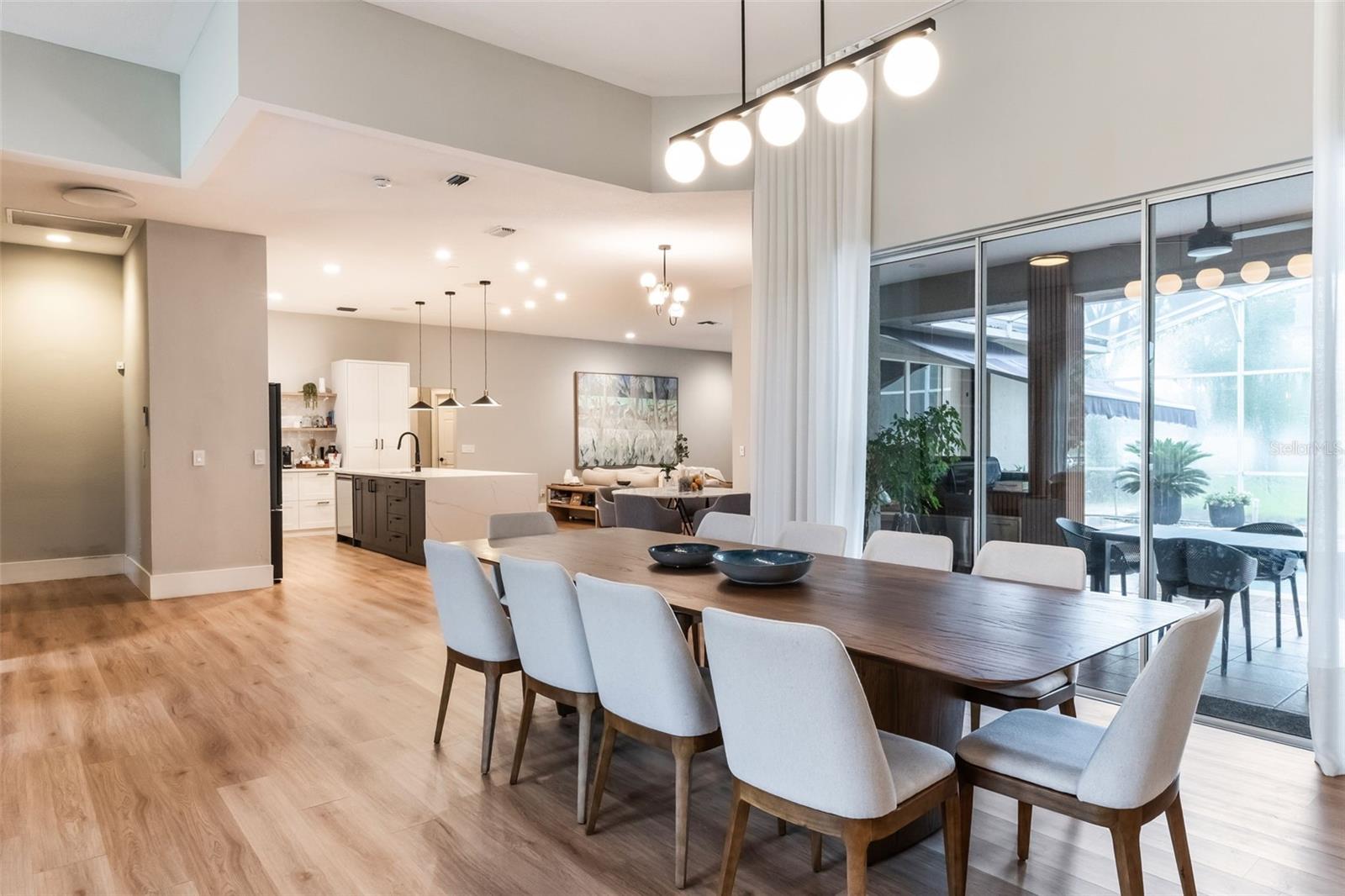 ISLES WINDERMERE - Residential