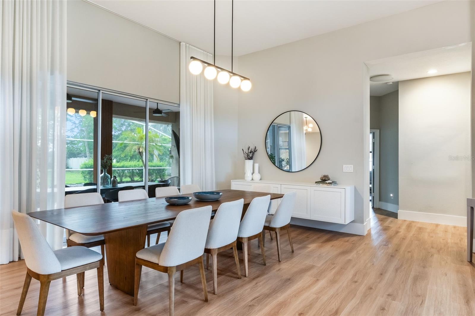 ISLES WINDERMERE - Residential