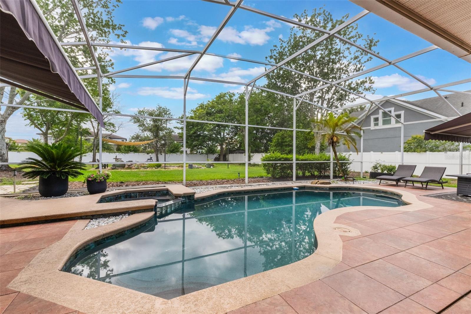 ISLES WINDERMERE - Residential