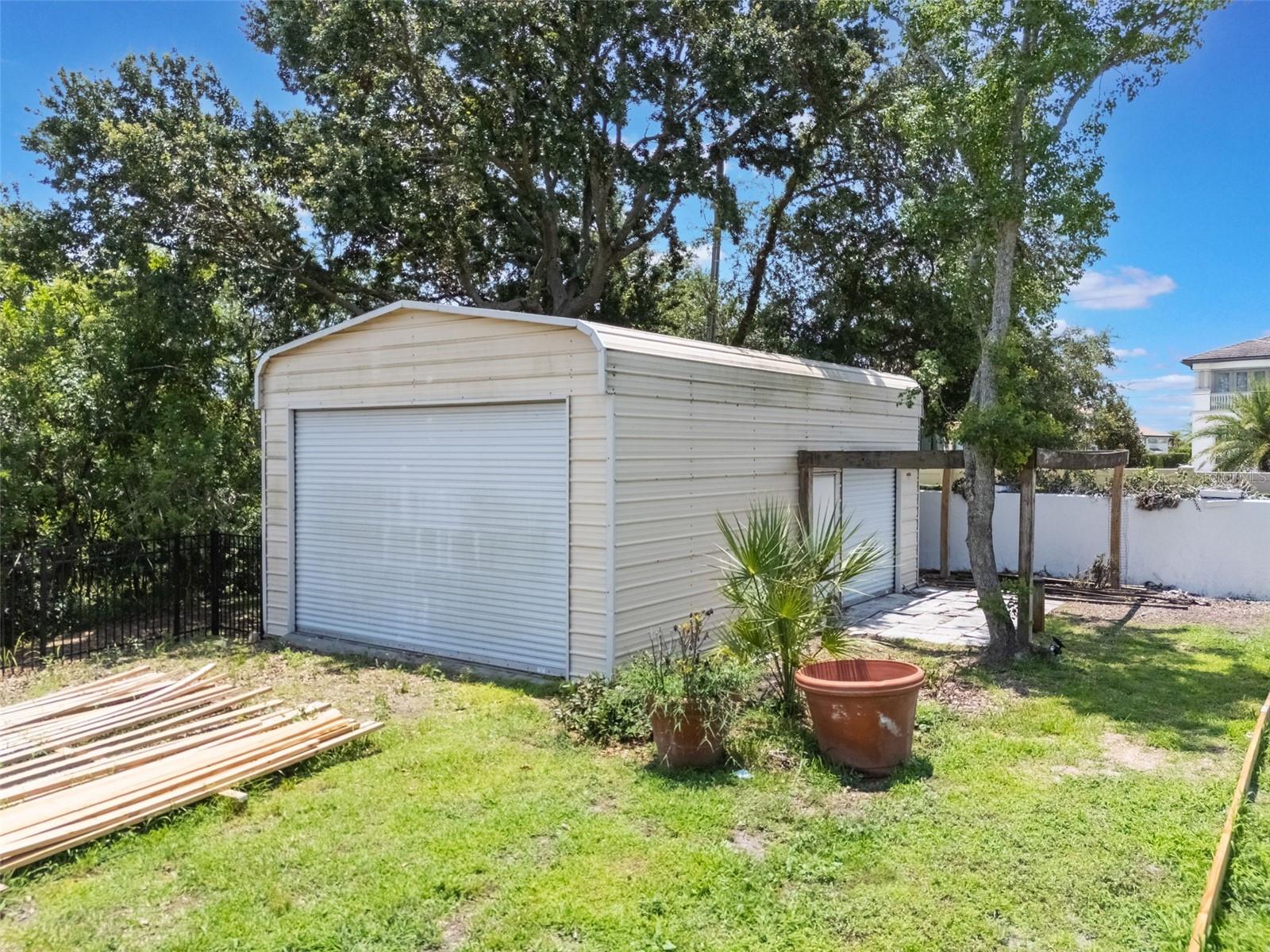 ISLES WINDERMERE - Residential