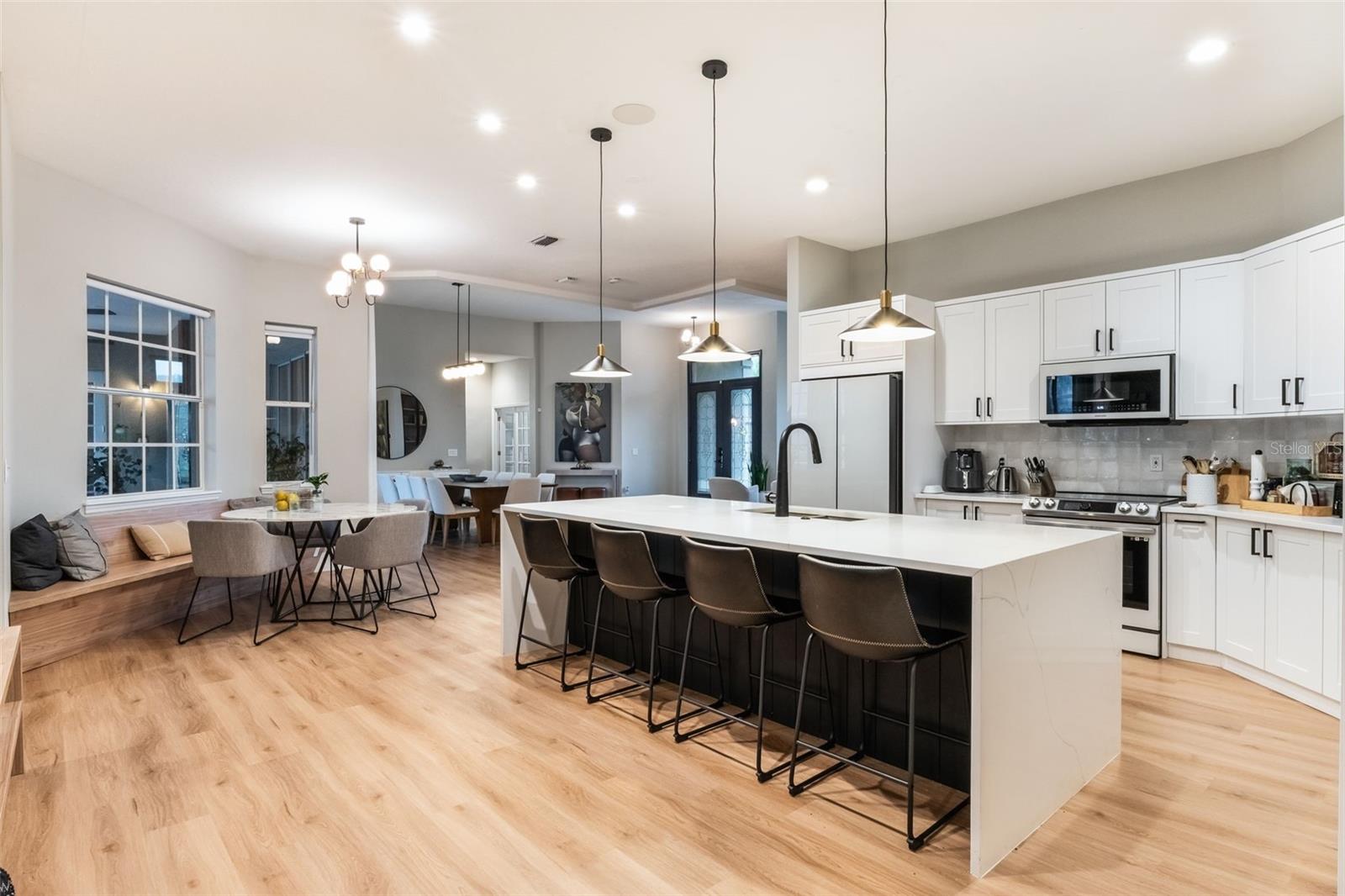 ISLES WINDERMERE - Residential