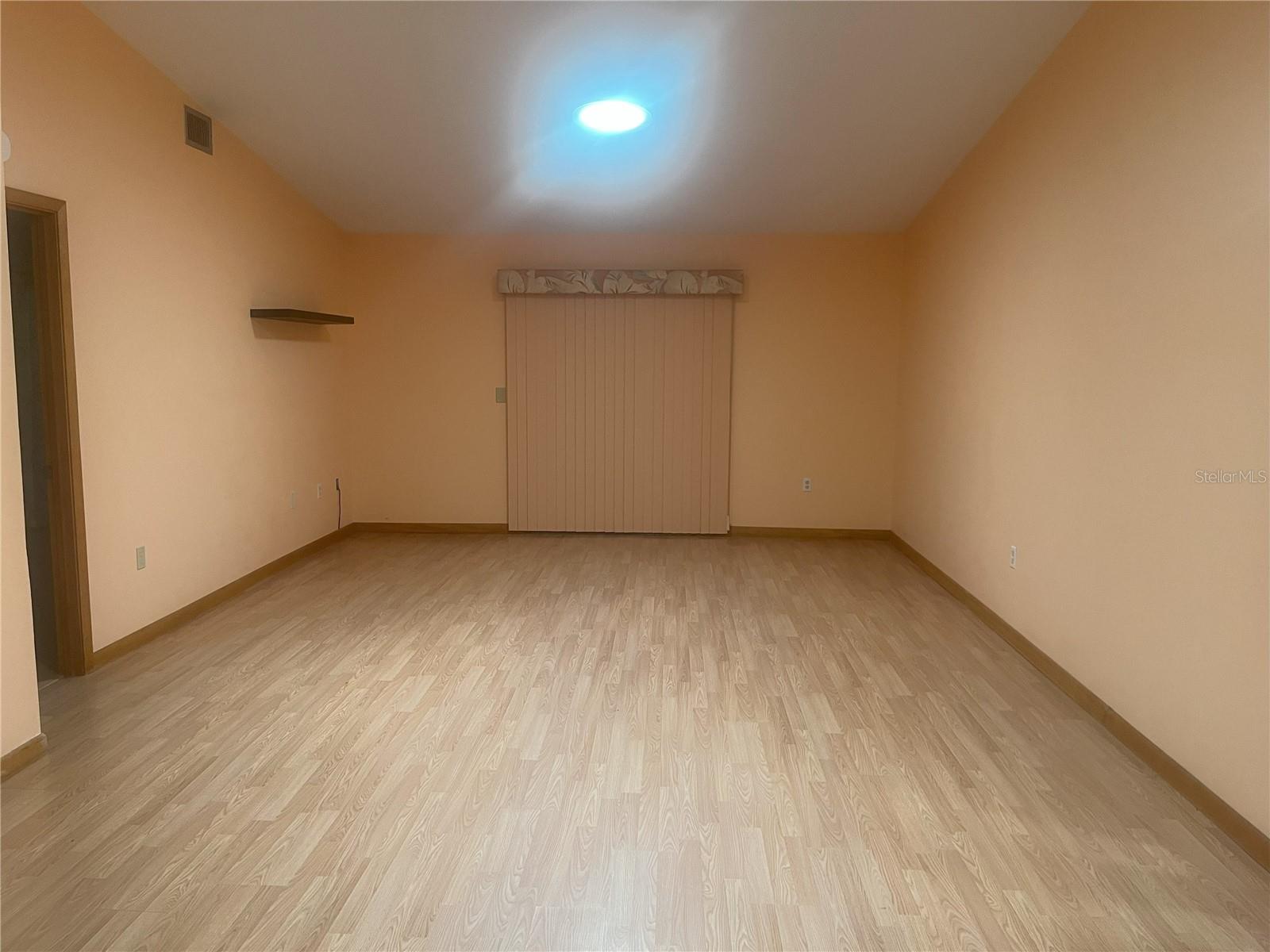10 VILLAGE DRIVE