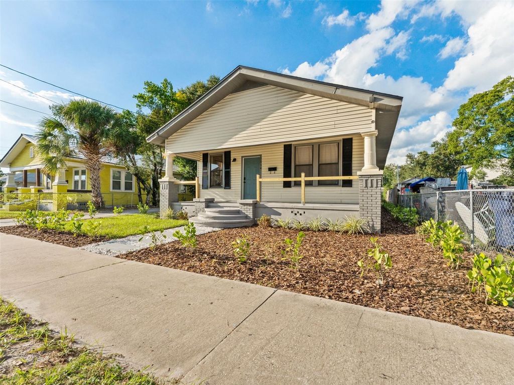 Photo of 1514 E 26th Avenue, Tampa, FL 33605 (MLS # TB8431667)