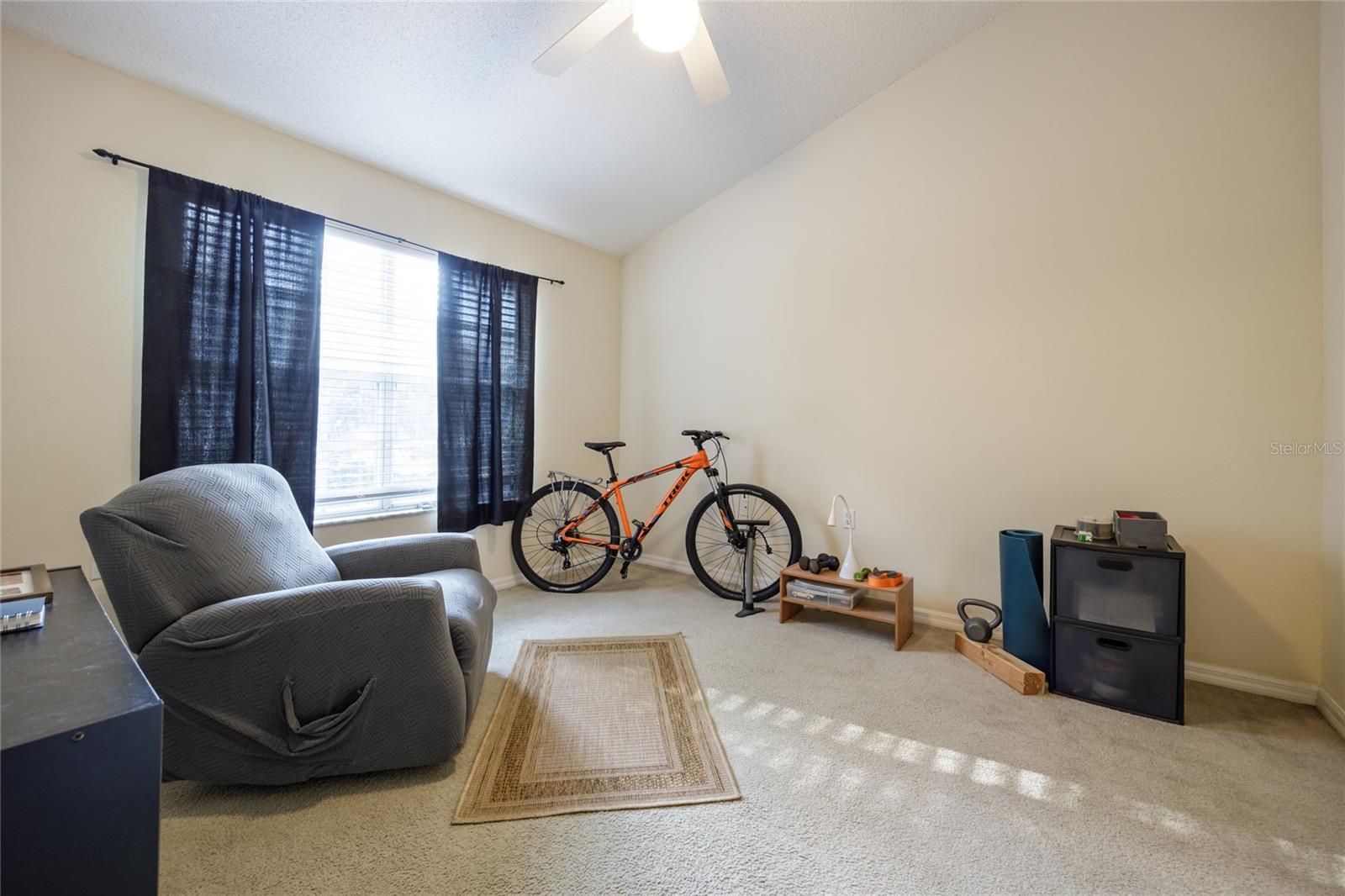 THE LINKS - Residential