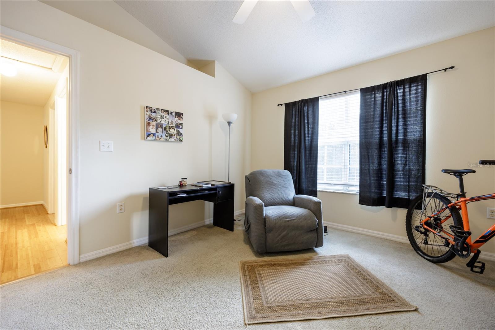 THE LINKS - Residential