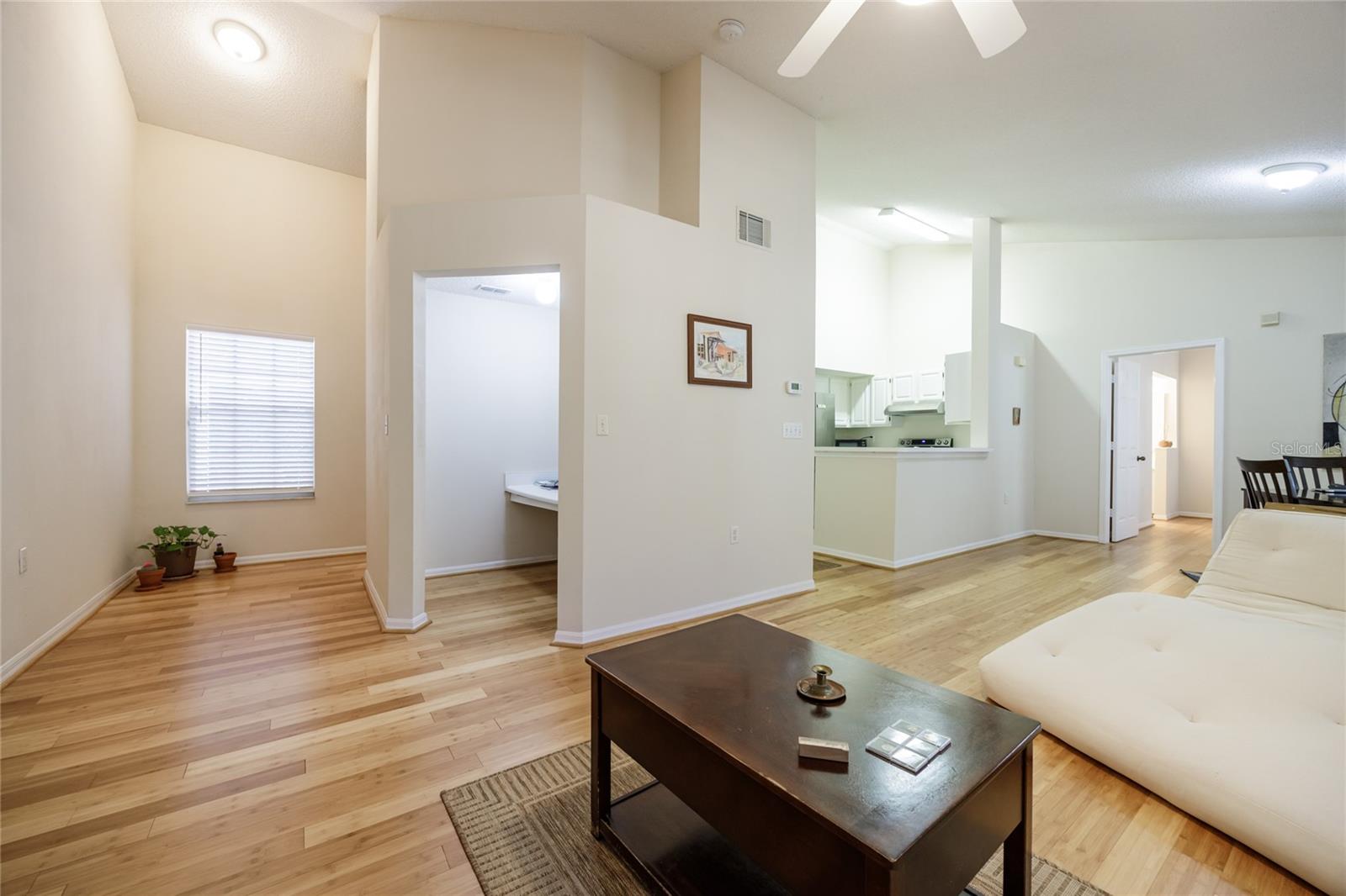 THE LINKS - Residential