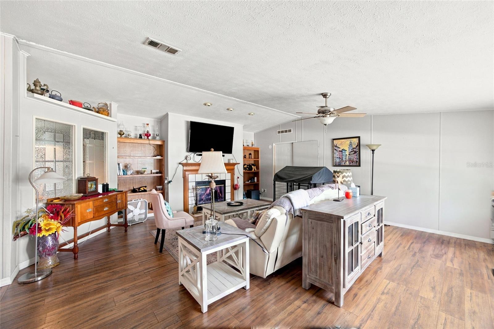 12818 HAWK HILL DRIVE