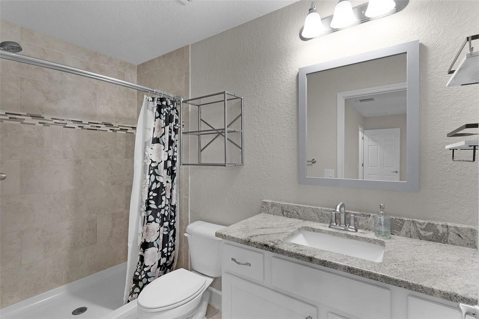 MARION OAKS UN 5 - Residential Lease
