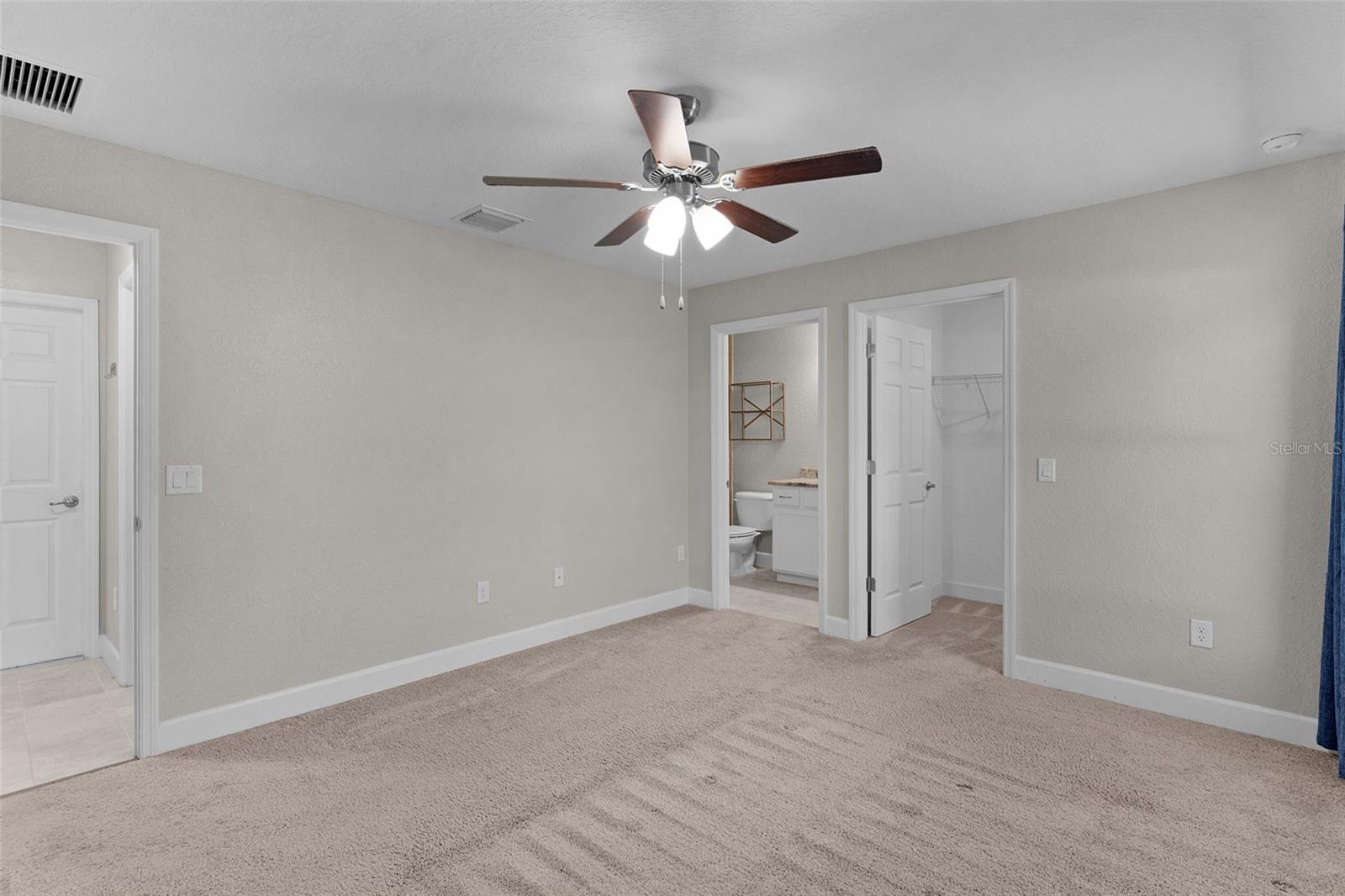 MARION OAKS UN 5 - Residential Lease