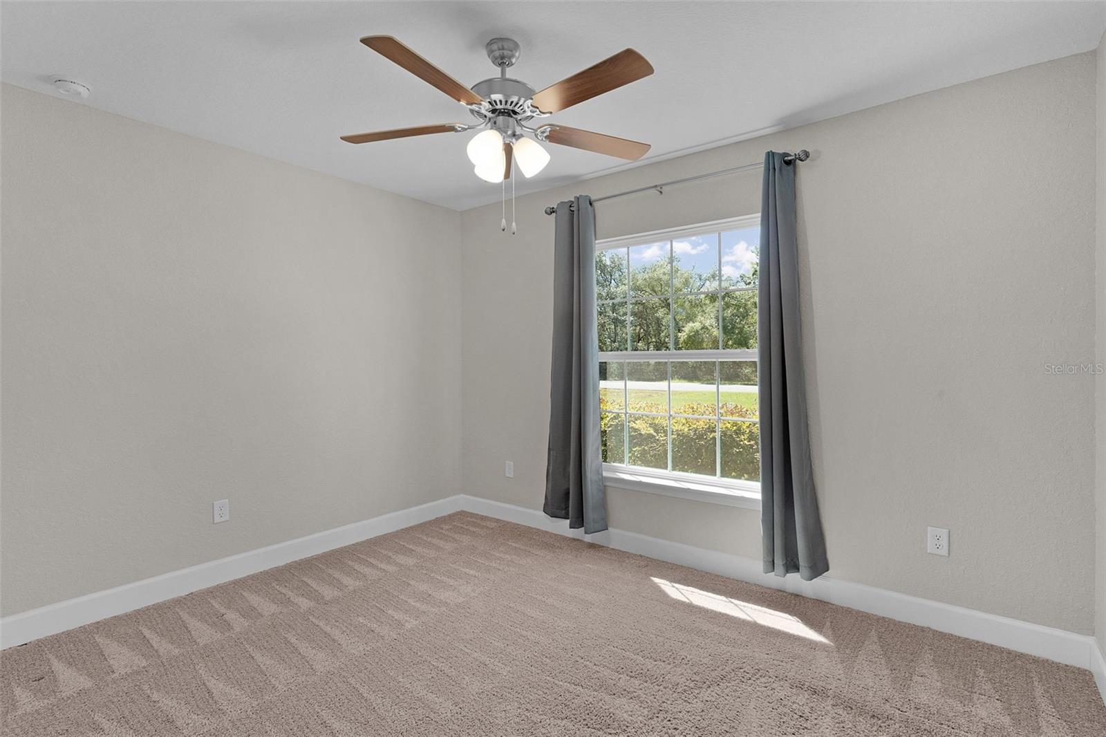 MARION OAKS UN 5 - Residential Lease