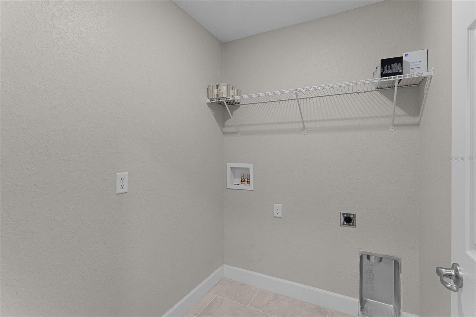 MARION OAKS UN 5 - Residential Lease