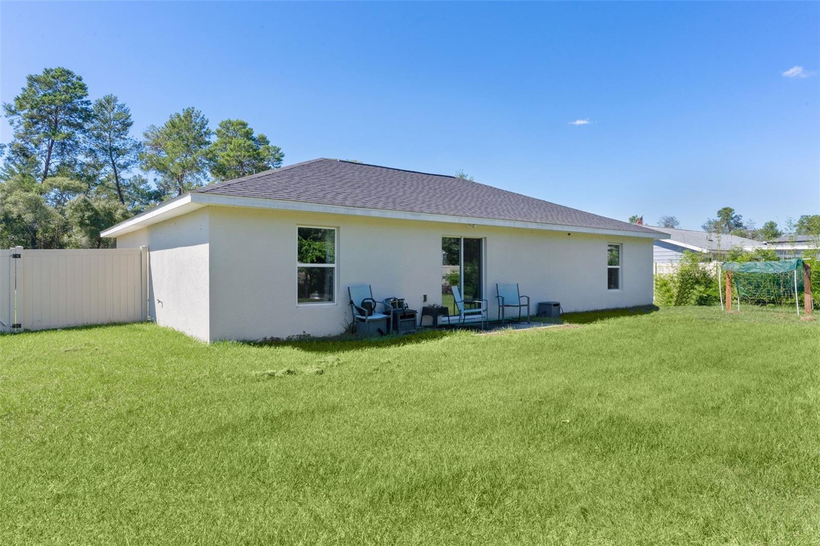 MARION OAKS UN 5 - Residential Lease