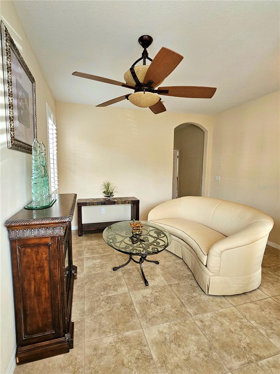 WOODLAND TER/TIMBER SPGS A-G - Residential Lease