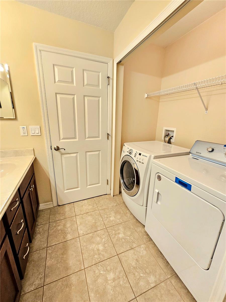 WOODLAND TER/TIMBER SPGS A-G - Residential Lease