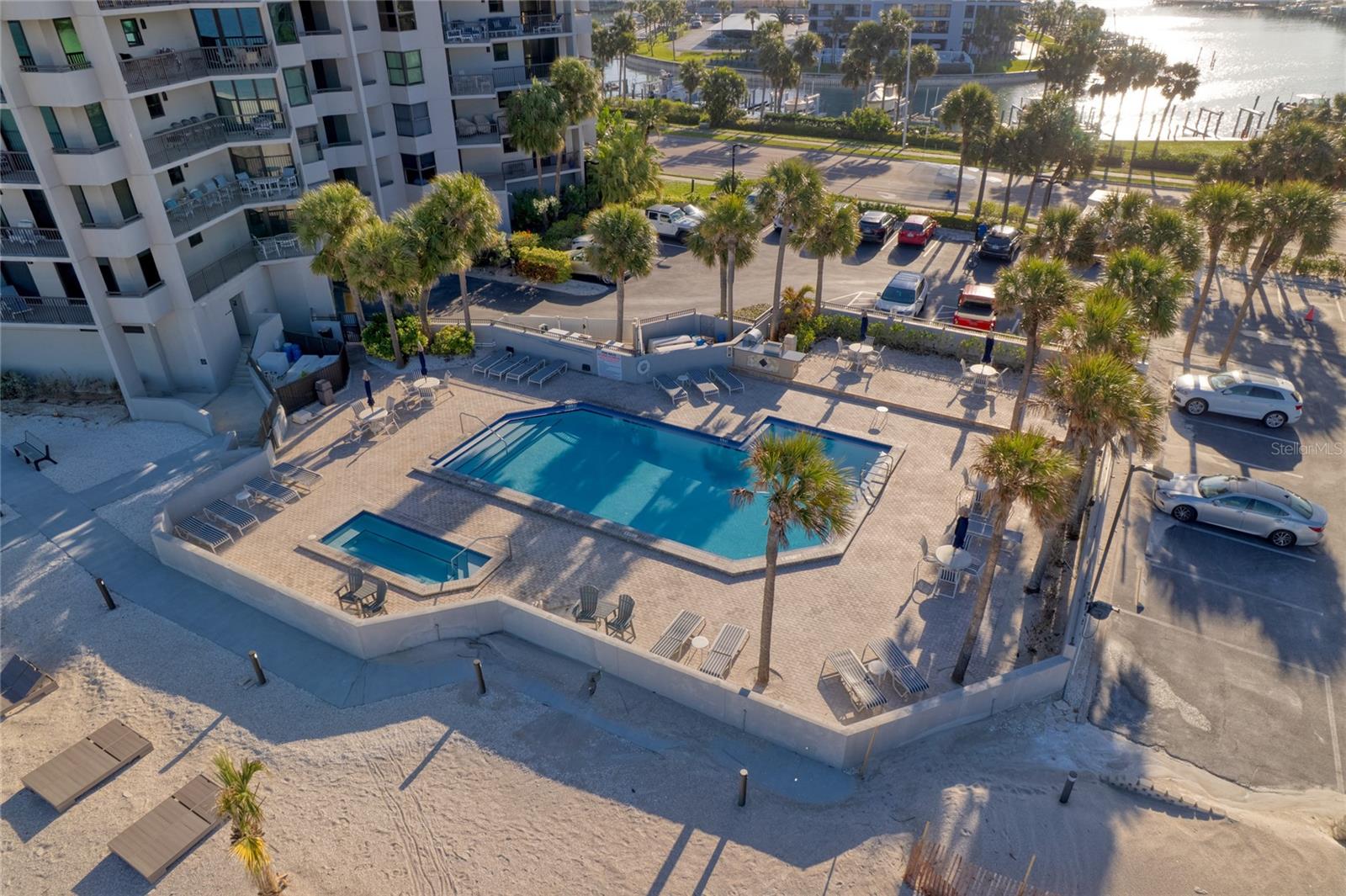 DANS ISLAND ON SAND KEY CONDO - Residential