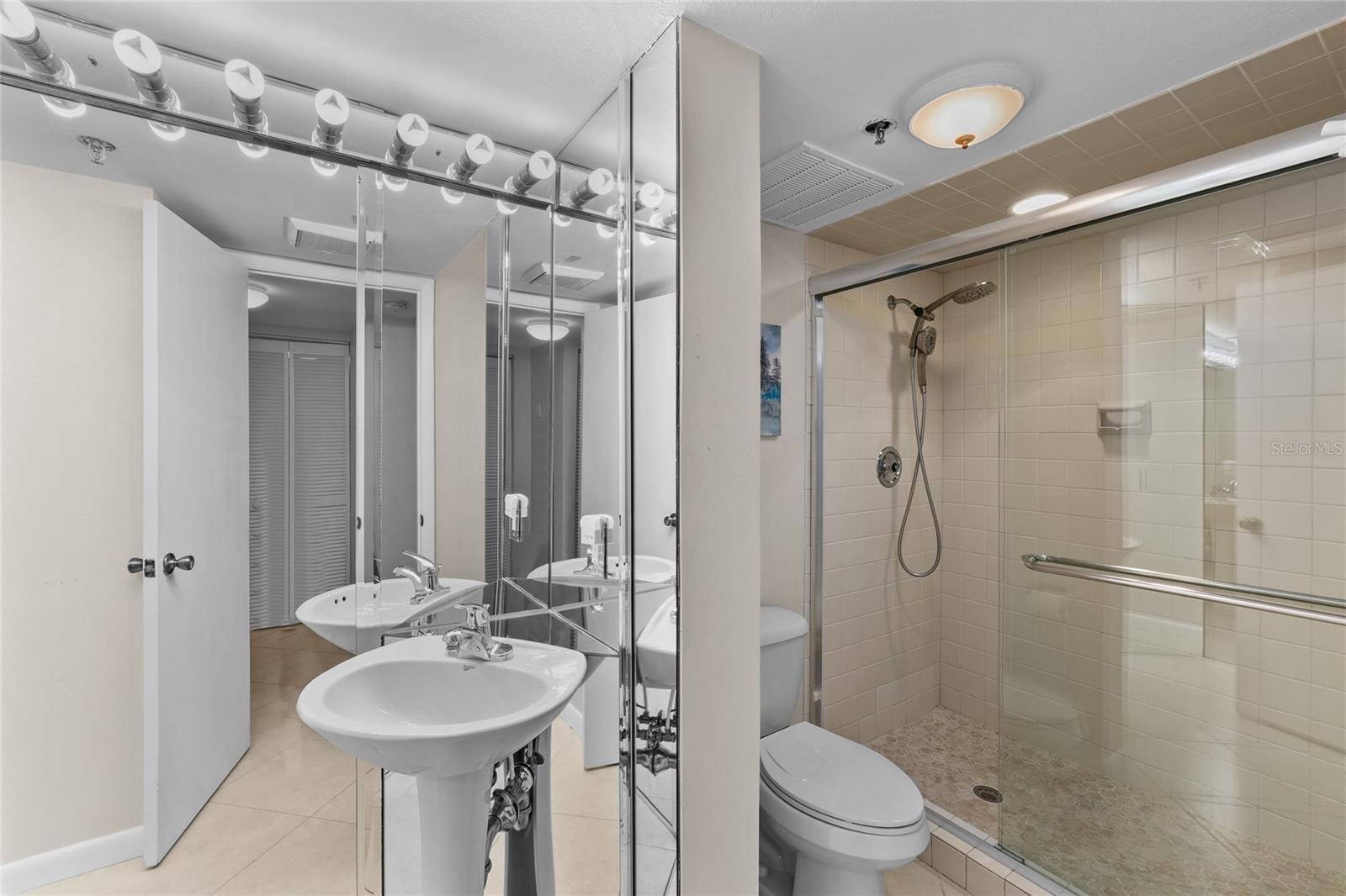 DANS ISLAND ON SAND KEY CONDO - Residential