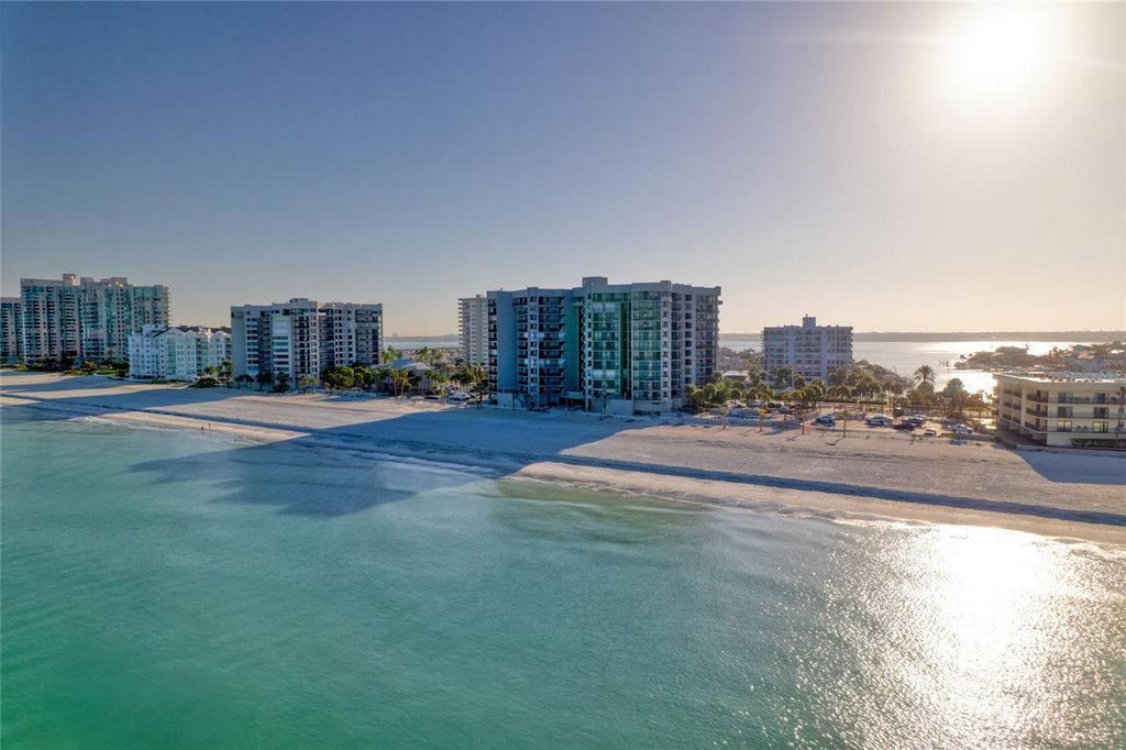 Photo of 1660 Gulf Boulevard #807, Clearwater, FL 33767 (MLS # TB8484695)