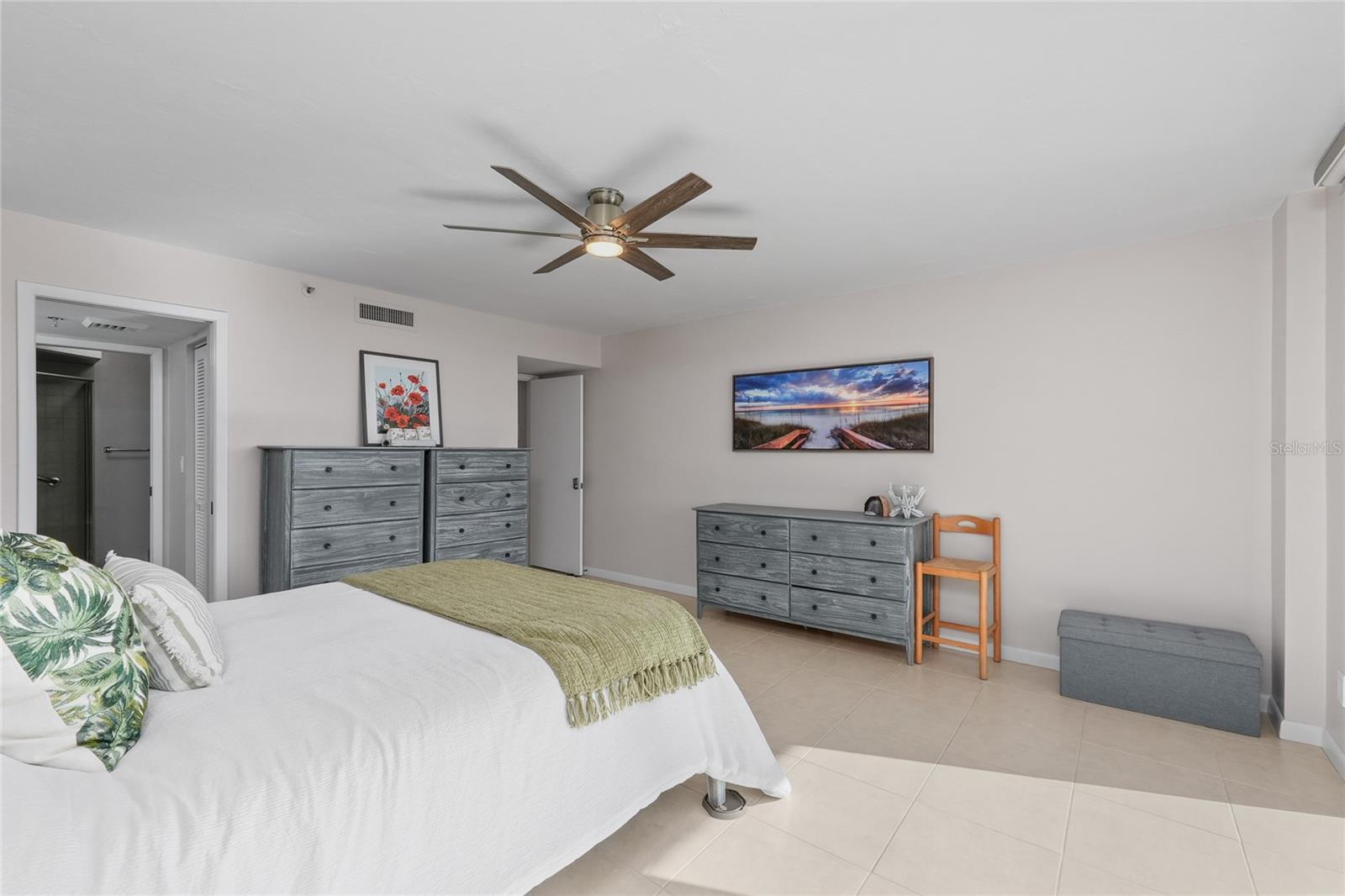 DANS ISLAND ON SAND KEY CONDO - Residential