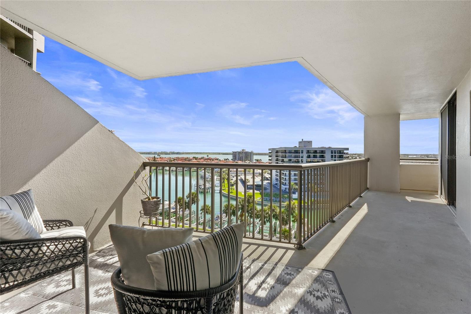 DANS ISLAND ON SAND KEY CONDO - Residential