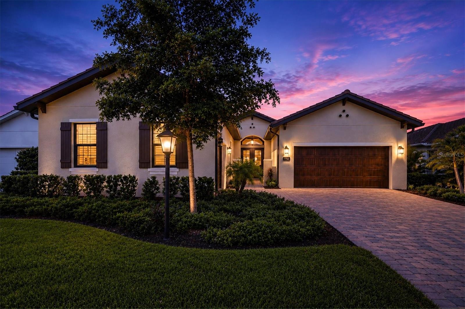 7712 SANDHILL LAKE DRIVE