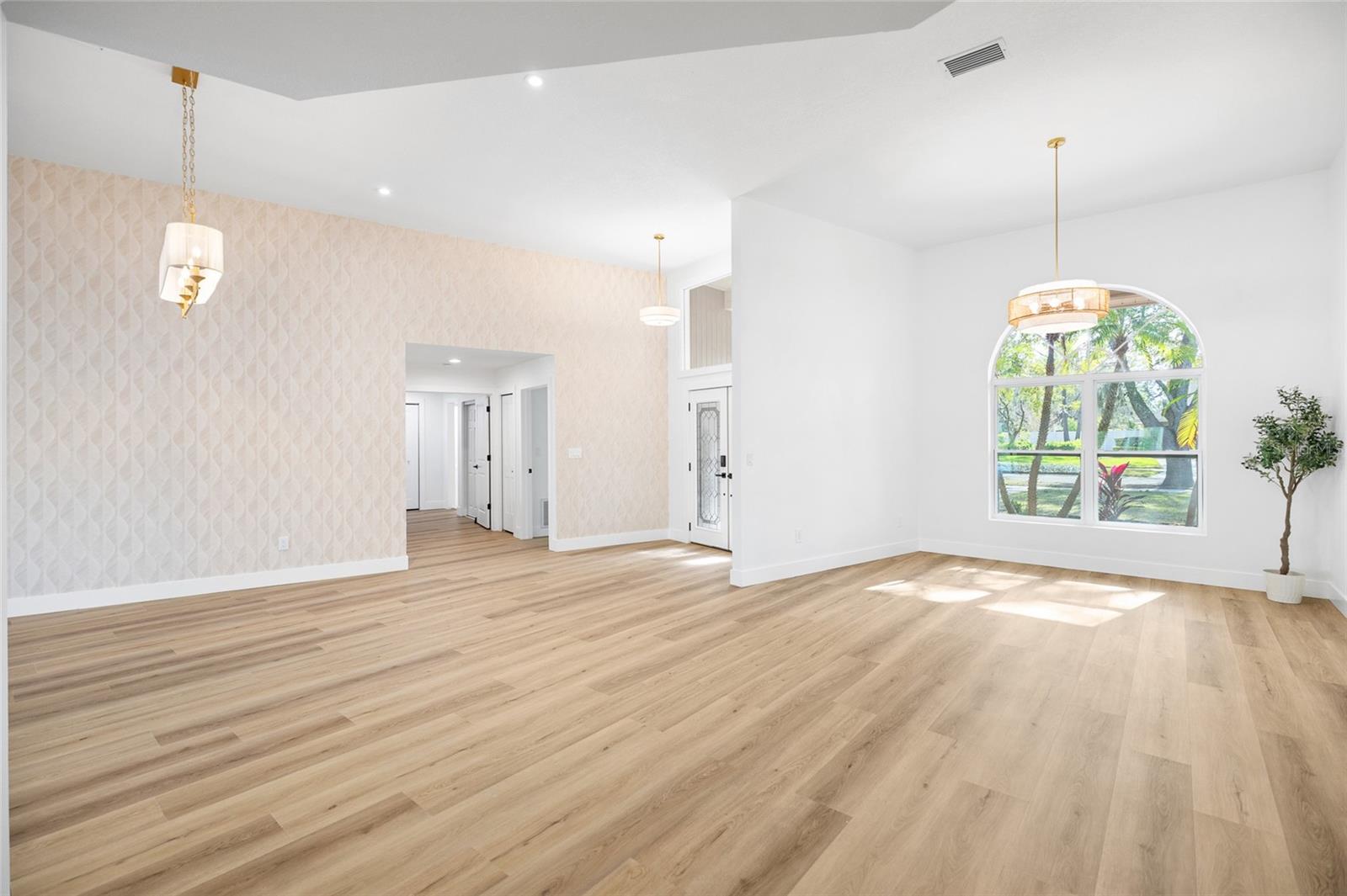 THE MANORS AT CRYSTAL LAKES - Residential