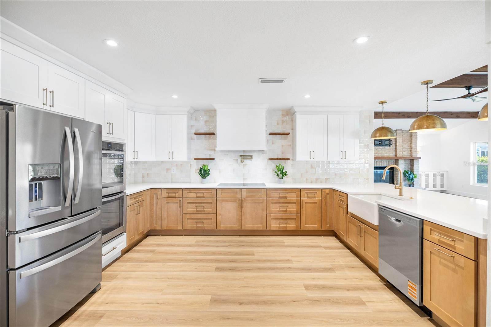 THE MANORS AT CRYSTAL LAKES - Residential