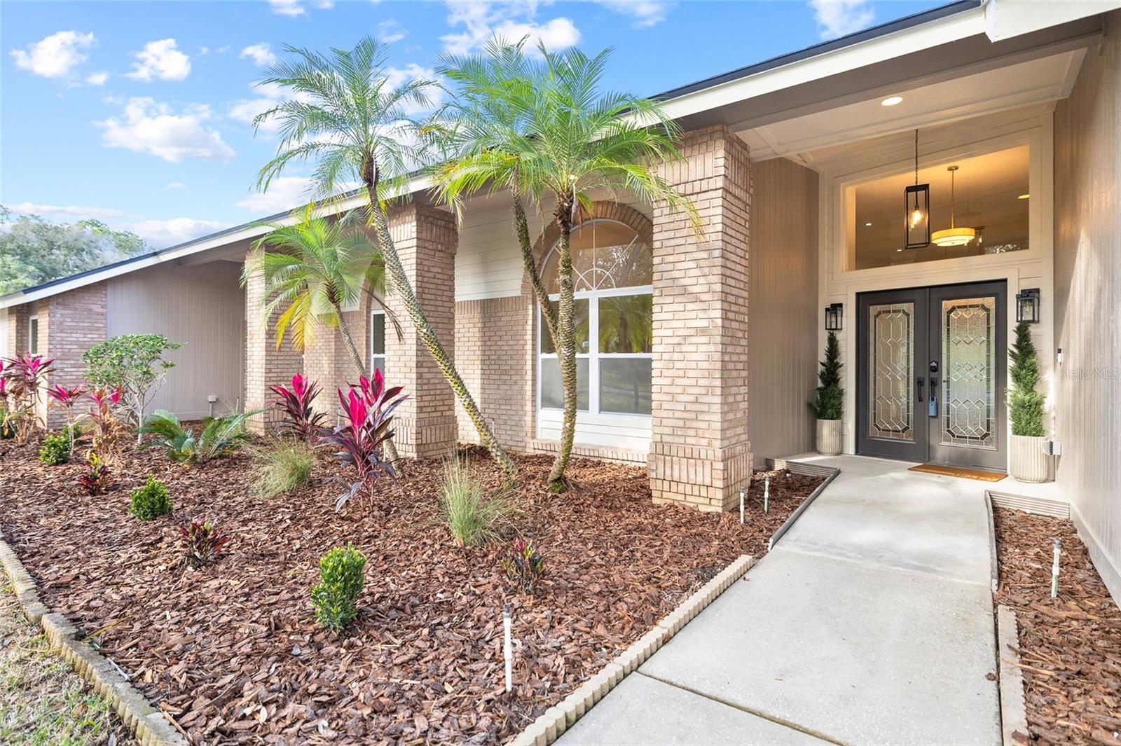 THE MANORS AT CRYSTAL LAKES - Residential