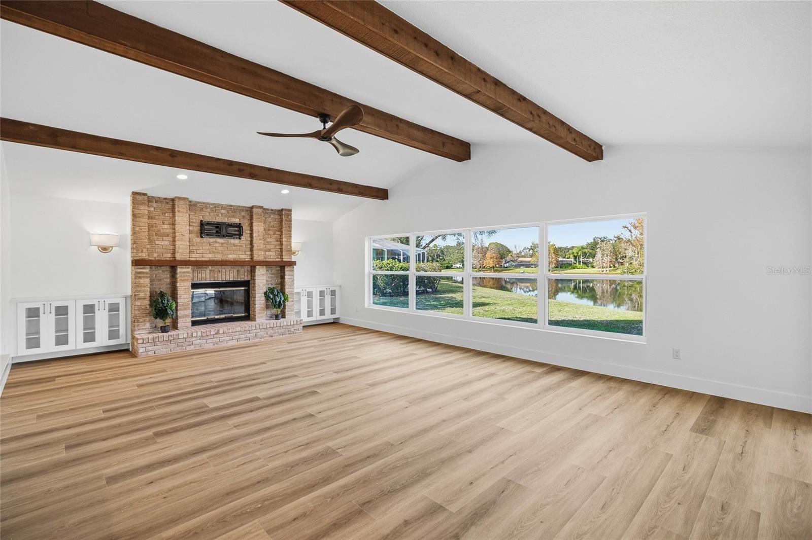 THE MANORS AT CRYSTAL LAKES - Residential