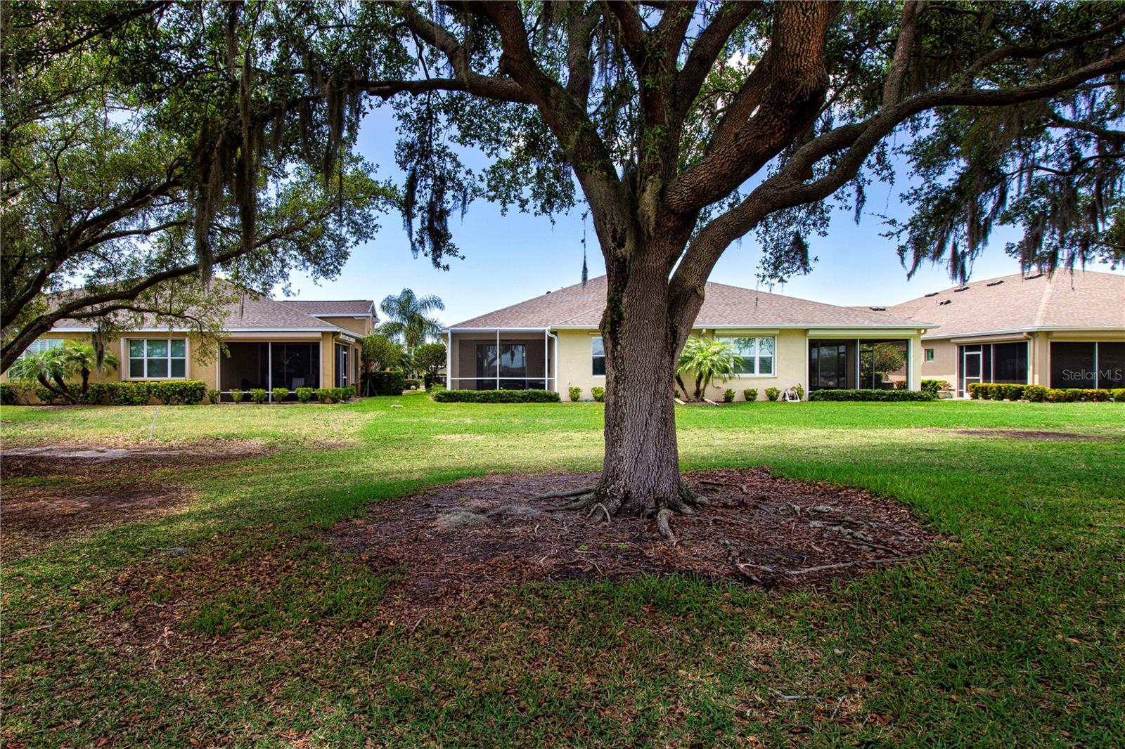 SUN CITY CENTER UNIT 274 & 2 - Residential
