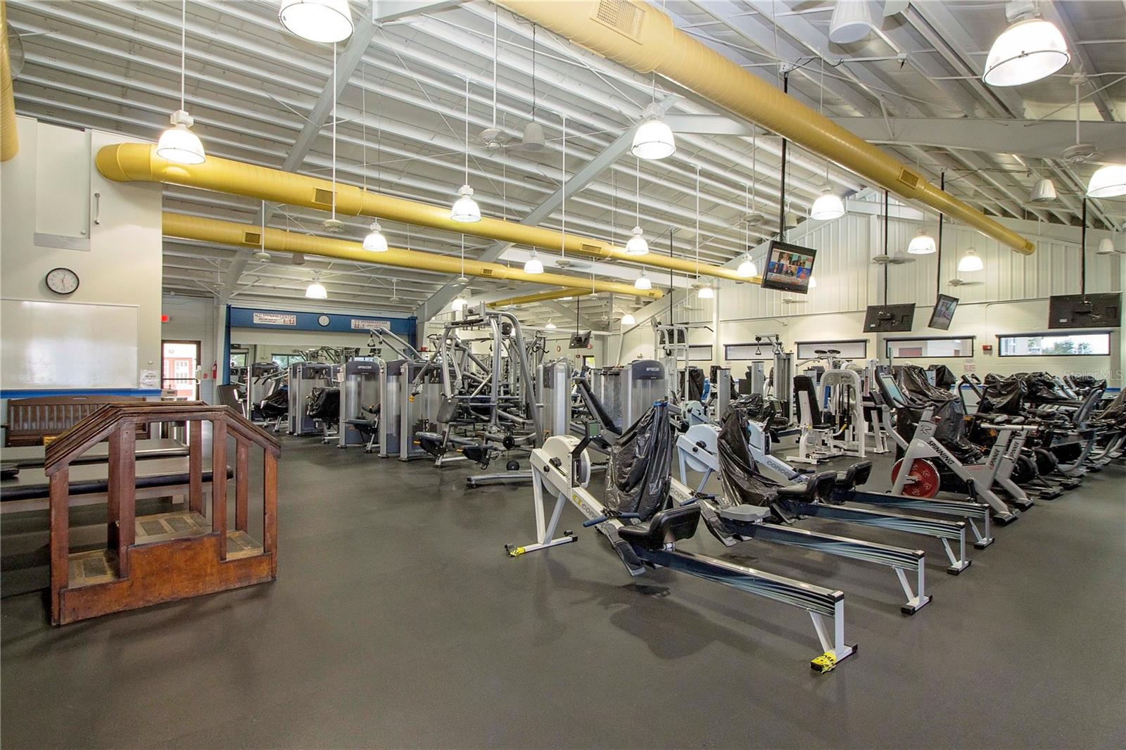 SUN CITY CENTER UNIT 274 & 2 - Residential