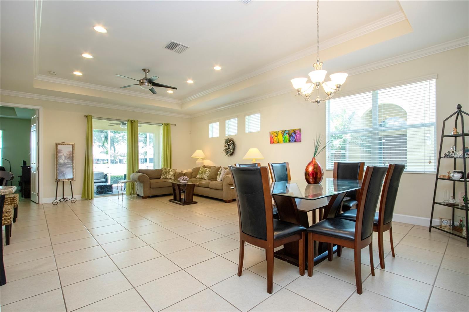 SUN CITY CENTER UNIT 274 & 2 - Residential