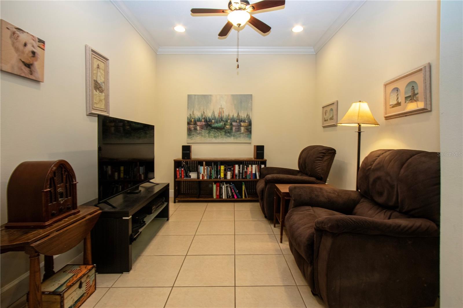 SUN CITY CENTER UNIT 274 & 2 - Residential