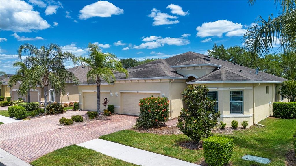 Photo of 804 Chipper Drive, Sun City Center, FL 33573 (MLS # TB8501638)